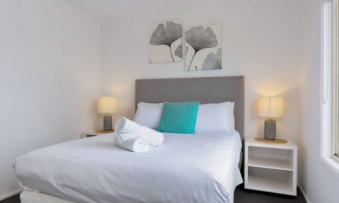 Merimbula House | Experience Lontano: Breathtaking Oceanfront Views Await