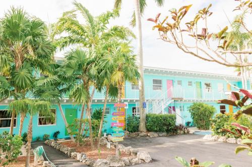 Ramrod Key Hotel | Explore Looe Key Reef Resort with Oceanfront Views