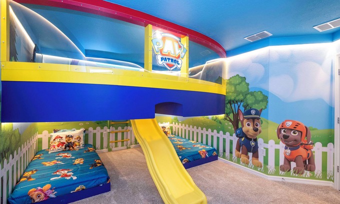 Four Corners House | LOOK! 10BR Home w/Spa & Paw Patrol – 16295