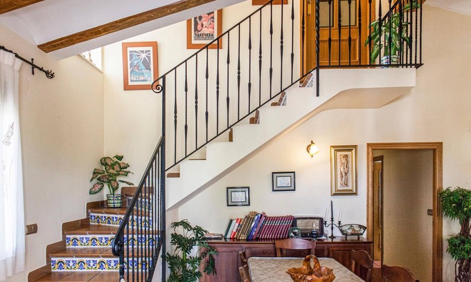 Cullera House | Discover Unique Experiences in a Serene Oceanfront Apartment