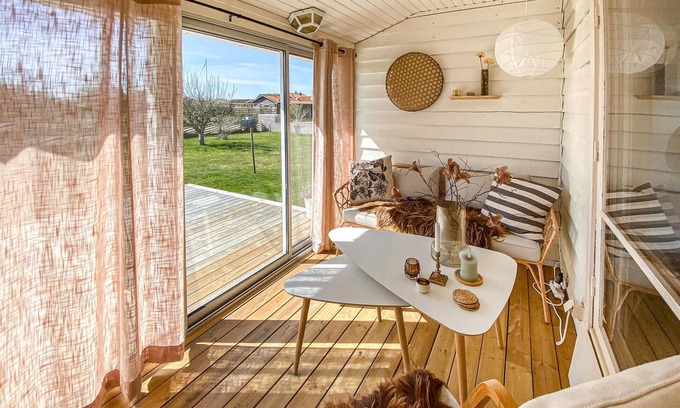 Traslovslage House | Family Fishing Getaway with Oceanfront Views and Spa Amenities