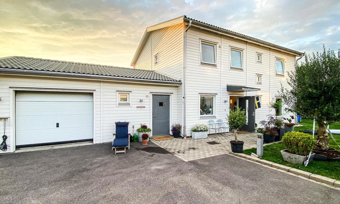 Torslanda House | Look forward to a wonderful vacation in this appealing vacation home with fitness equipment and saun