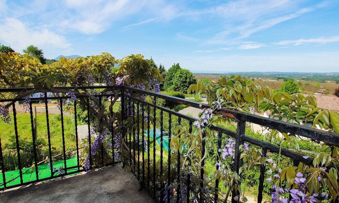 Saint-Romans House | Enjoy a Relaxing Vacation Home with Outdoor Hot Tub