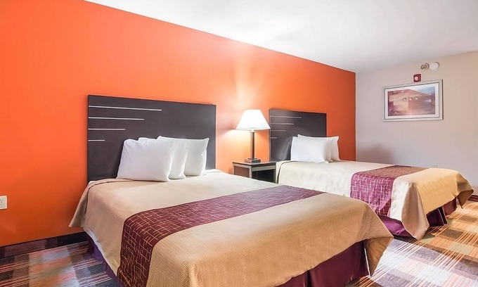 Mableton Hotel | Discover Comfortable Units with Free Parking Near Trolley Line