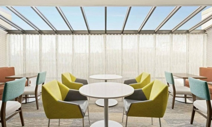 South Portland House | Discover Comfort: 3 Units with Free Breakfast & Pet Friendly