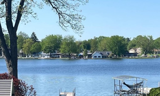 Syracuse House | Looking for an affordable stay on the lake? Enjoy the lake life at Dewart Blue!!