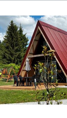 Loray Ski Chalet | Discover Loray des Bois: Oceanfront Family-Friendly Retreat