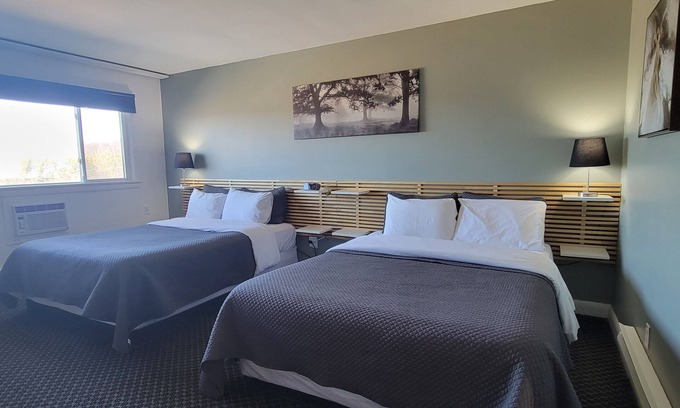 Kingston Hotel | Relaxing Stay at Lord Nelson Motel with Spa and Breakfast