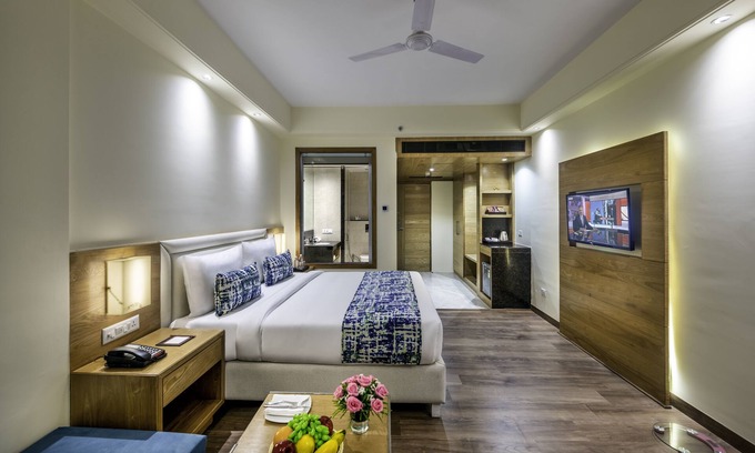 Malviya Nagar Hotel | Discover Lords Inn Jaipur: Family-Friendly & Accessible Stay
