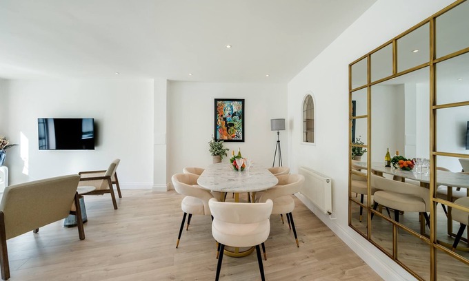 Regent's Park Apartment | Lords Living -3 bed in Regents Park with terrace
