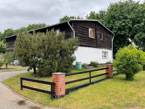 Hornstorf Apartment | Family-Friendly Stay at Lorisch 1 - Perfect for Kids