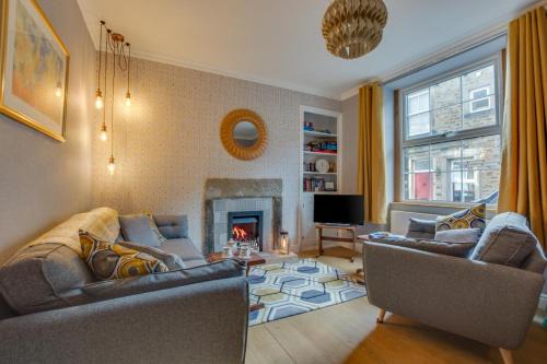Skipton House | Unforgettable Stays at Lorna Loom – Rated 9.7/10 for Families