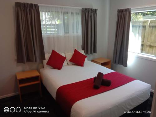 Hamilton Apartment | Cozy Lorne Apartments: Your Ideal Getaway Awaits