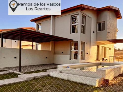 Los Reartes House | Family-Friendly Retreat at Los Reartes Vazcos with Pool
