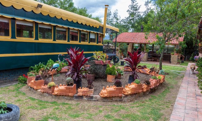Tibasosa Hotel | Top-Rated Los Vagones de William: Pet & Child Friendly Stay