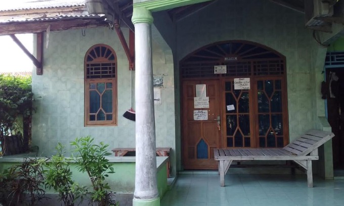 Tidung Island House | Budget-Friendly Stay at Losmen Lima Saudara - Child Friendly