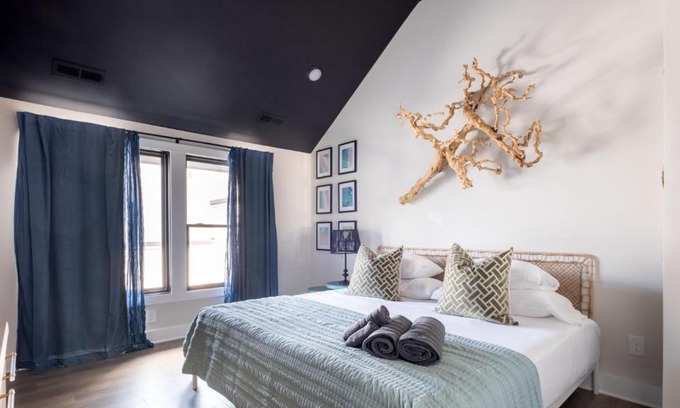 Charlotte Apartment | Premier LoSo Loft with Rooftop Deck & Family-Friendly Amenities