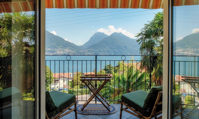 Santa Maria - Rezzonico Apartment | Lost in Paradise