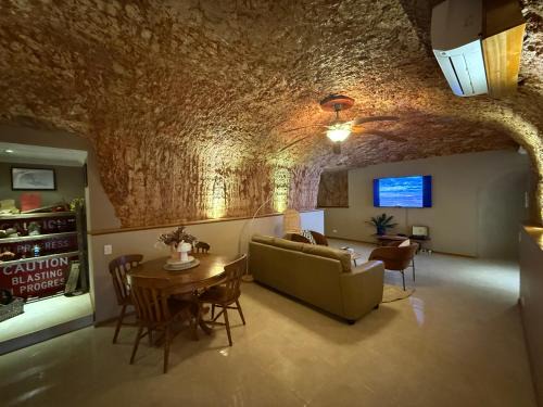 Coober Pedy House | Lot 1002 Underground Home