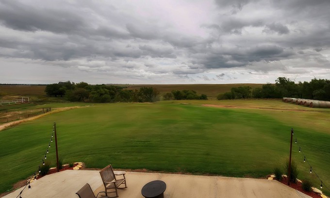 Rago House | Cozy Barn Retreat on a Scenic Working Farm & Cattle Ranch