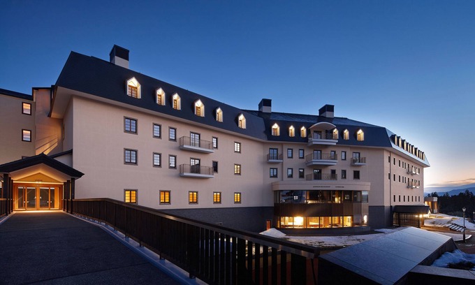 Myoko Hotel | Inviting Lotte Arai Resort: 4-Star Stay with Spa & Pool