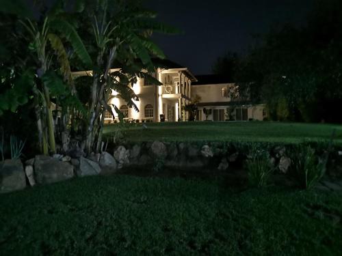 Greater Johannesburg Metropolitan Area House | Lotus Guest House