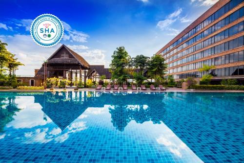 Huay Kaew Hotel | Relaxing Lotus Pang Suan Kaew Hotel with Pool & Breakfast