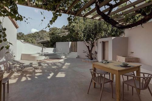 Amari Villa | Discover Lotusland: Oceanfront Retreat at Amari Rethymno