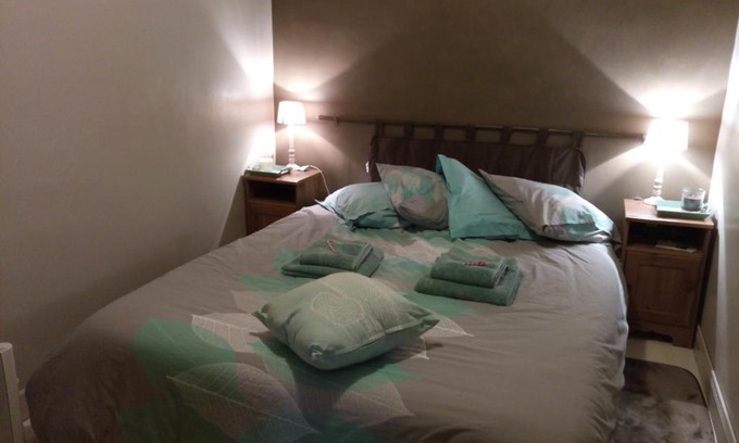 Cordes-sur-Ciel House | Pet-Friendly Retreat at Lougat la Maison des Chats - 9.2/10