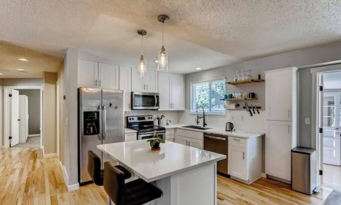Louisville House | Louisville 3 BDR Home w/Private Patio