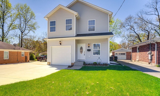 Lyndon House | Incredible Louisville Retreat with Deck, Near Downtown!