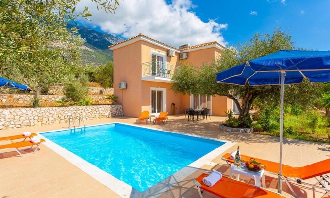 Vlachata Villa | Discover Lourdas Villas Collection with Ocean Views & Spa
