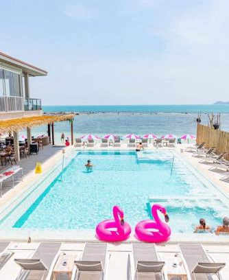 Chaweng City Center Hotel | Discover LOVE Beach Club Koh Samui with Private Oceanfront Access