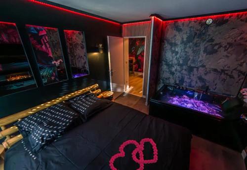 Lalande-Grand Selve Apartment | Love Room - Balnéo - Nuit Insolite - Intimité