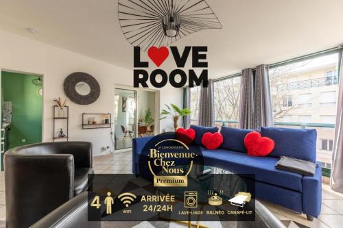 Chamalieres Apartment | Romantic Getaway at LOVE ROOM ou pas ! Chamalières
