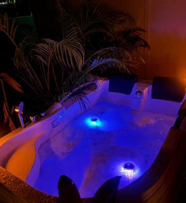 Krabi Apartment | Love room