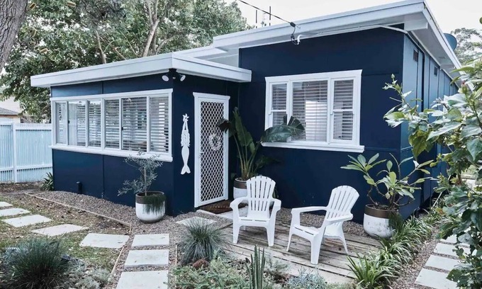 Blackwall House | Beachside Love Shack: Bohemian Retreat Near Umina Beach