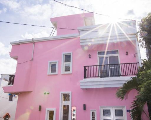 Sail Rock Beach House | Outstanding Family-Friendly Stay at Love Summer B&B