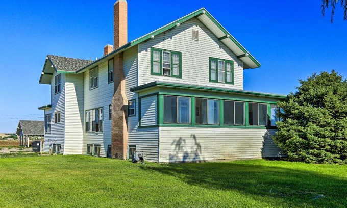 Lovell House | Discover Lovell Home: Family-Friendly Retreat to Bighorn Mtn