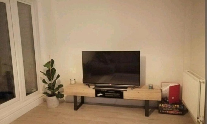 Royston Apartment | Pet-Friendly 1 Bedroom Apartment for Your Getaway