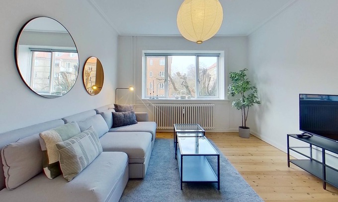 Lyngby-Taarbæk Kommune Apartment | Cozy 1-Bedroom Retreat in Kongens Lyngby for Families