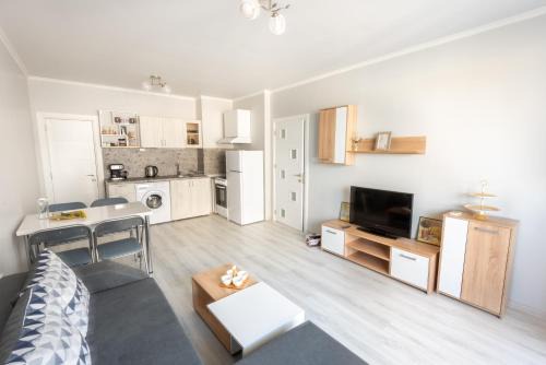 Plovdiv Apartment | Cozy 1-Bed Apartment for 4 with Free Parking & Kid Friendly
