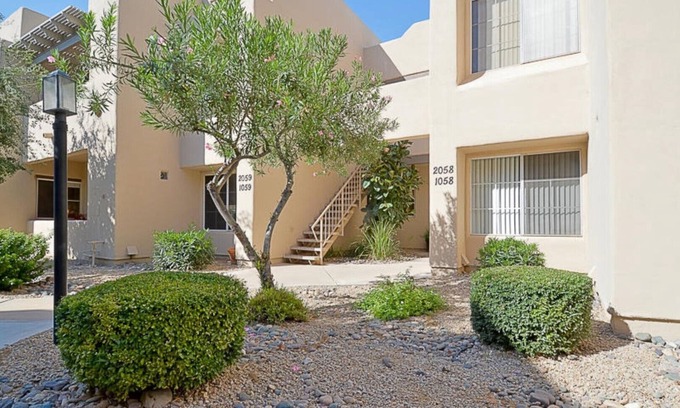 Central Scottsdale Condo | Exceptional 2 Bed Condo with Pool & Spa in Scottsdale
