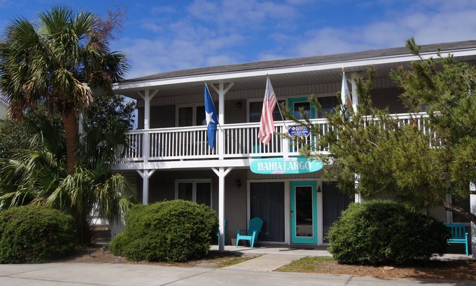 Long Bay Estates House | Inviting Beachhouse with Ocean View & Private Pool