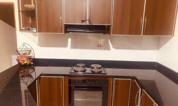 Lusaka House | Lovely 3-bedroom apartment in Lusaka with WiFi, AC