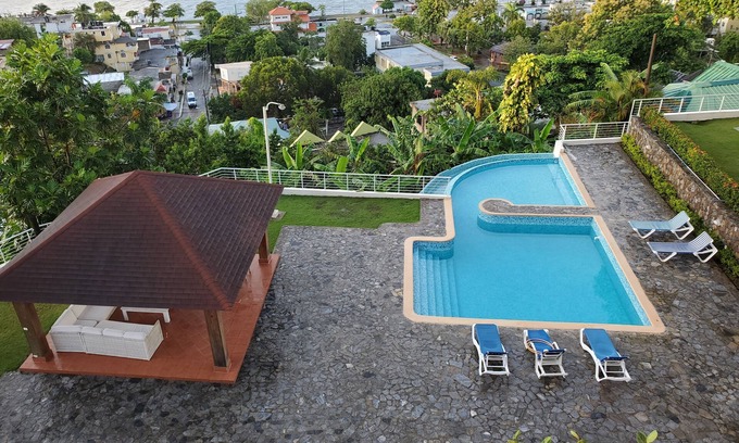 Barrio New York Condo | Beautiful 3BR Condo with Pool & Spectacular Samana Bay Views