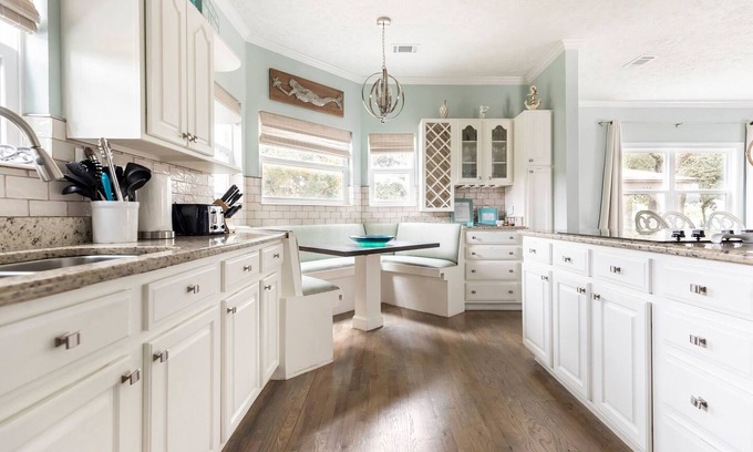 Clipper Cove House | Inviting 4 Bed/3 Bath Retreat Near Beach & Shopping