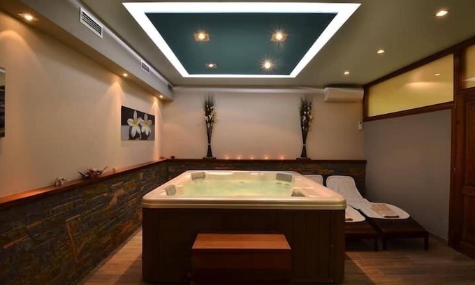 Sculci Villa | Inviting 5-Bed Villa in Buzet with Pool and Spa Amenities