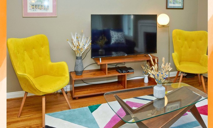 Rockcreek Lexington Road House | Lovely 5BR Family-Friendly Home for a Relaxing Stay!