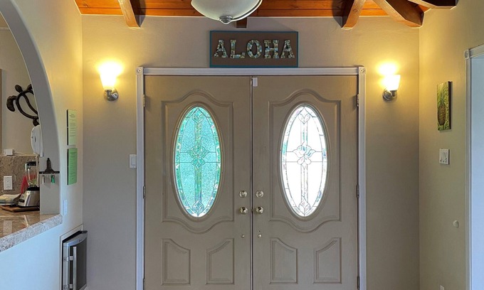 Kaanapali Cottage | Inviting Cottage with Ocean View, Pool & 10/10 Guest Rating
